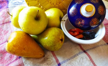 Вкусный и полезный компот для ребенка с нежным фруктовым пюре