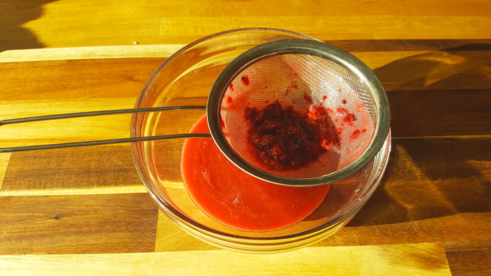 Рецепт десерта с ягодами крыжовника - шаг 4