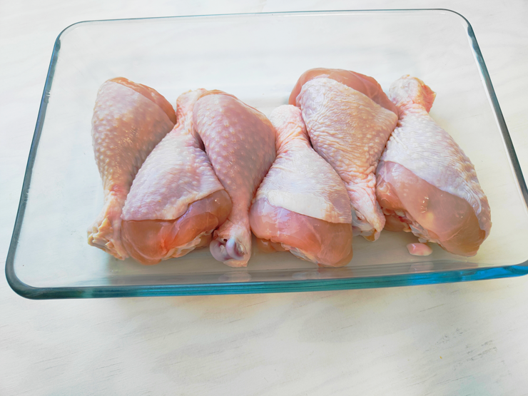 Куриные голени с хрустящей корочкой на сковороде