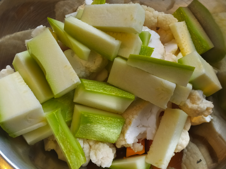 Яркие вкусные овощи, запеченные в духовке - пошаговый рецепт с фото