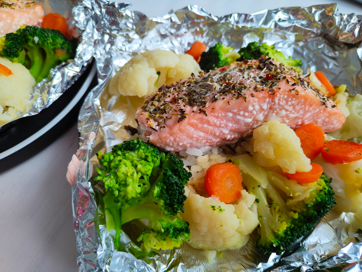 Рецепт блюда рыба с овощами и рисом под сливочным соусом